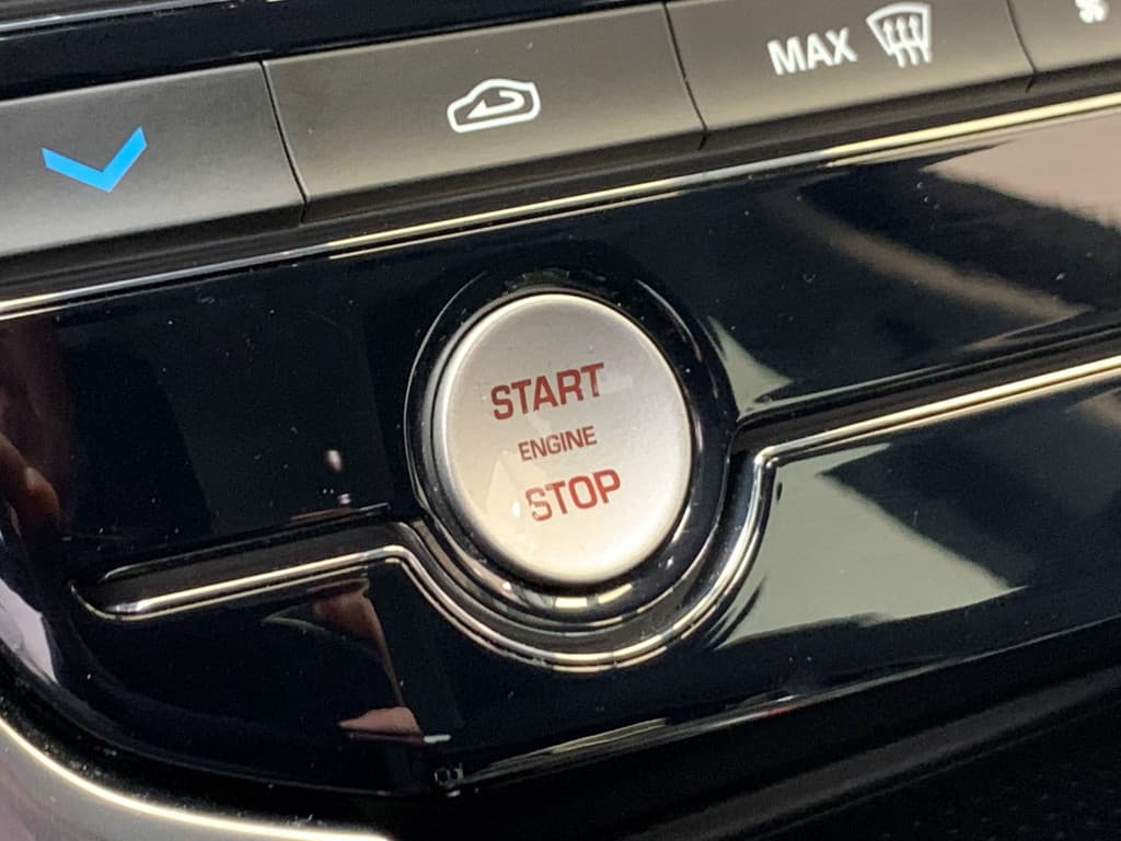 Jaguar XF 2.0t Prestige thumbnail 32