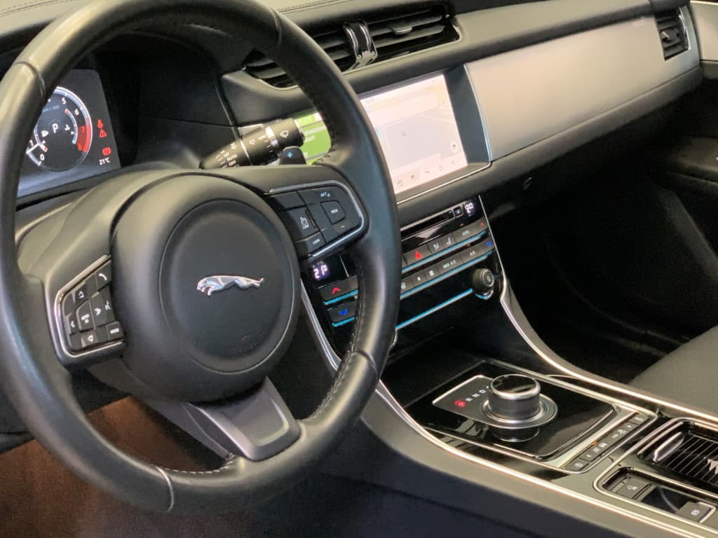 Jaguar XF 2.0t Prestige thumbnail 44