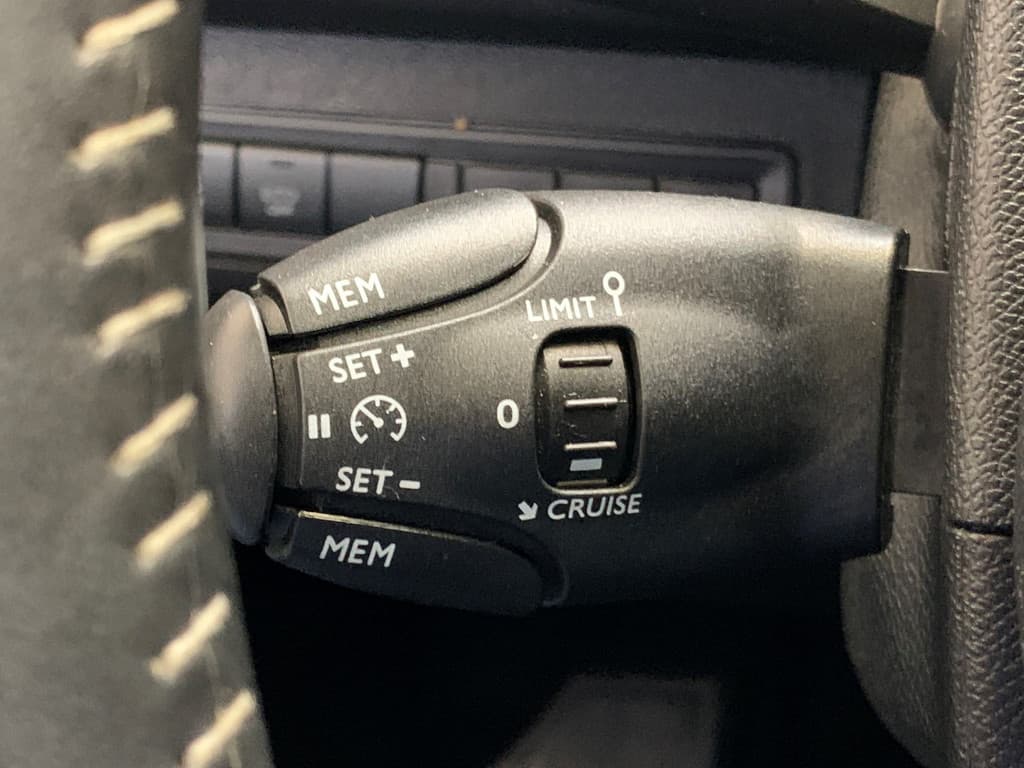 Peugeot 308 SW 1.2 PureTech 110PK Blue Lease Executive thumbnail 25