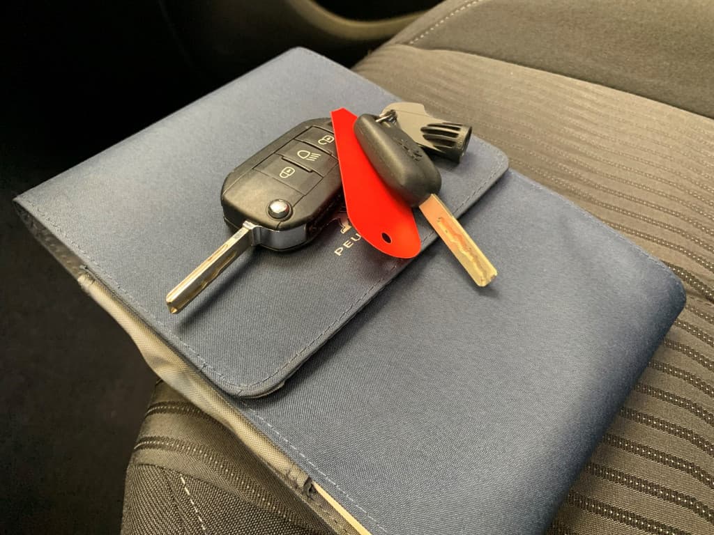 Peugeot 308 SW 1.2 PureTech 110PK Blue Lease Executive thumbnail 6