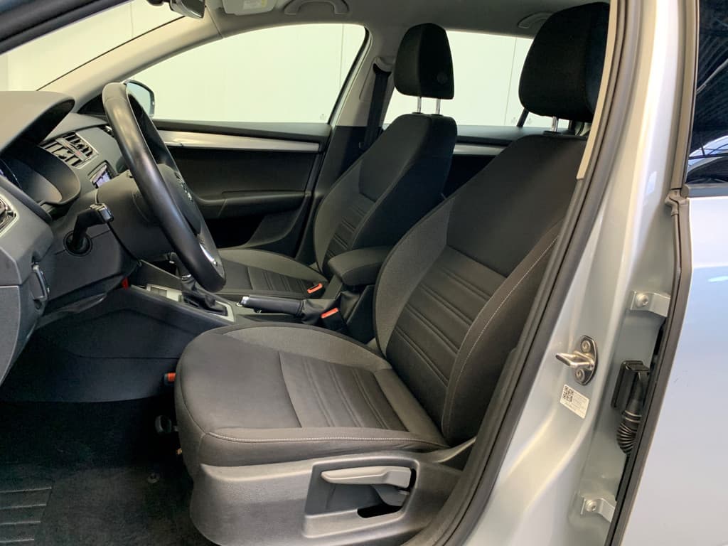 Škoda Octavia Combi 1.0 TSI Greentech Ambition Business thumbnail 38