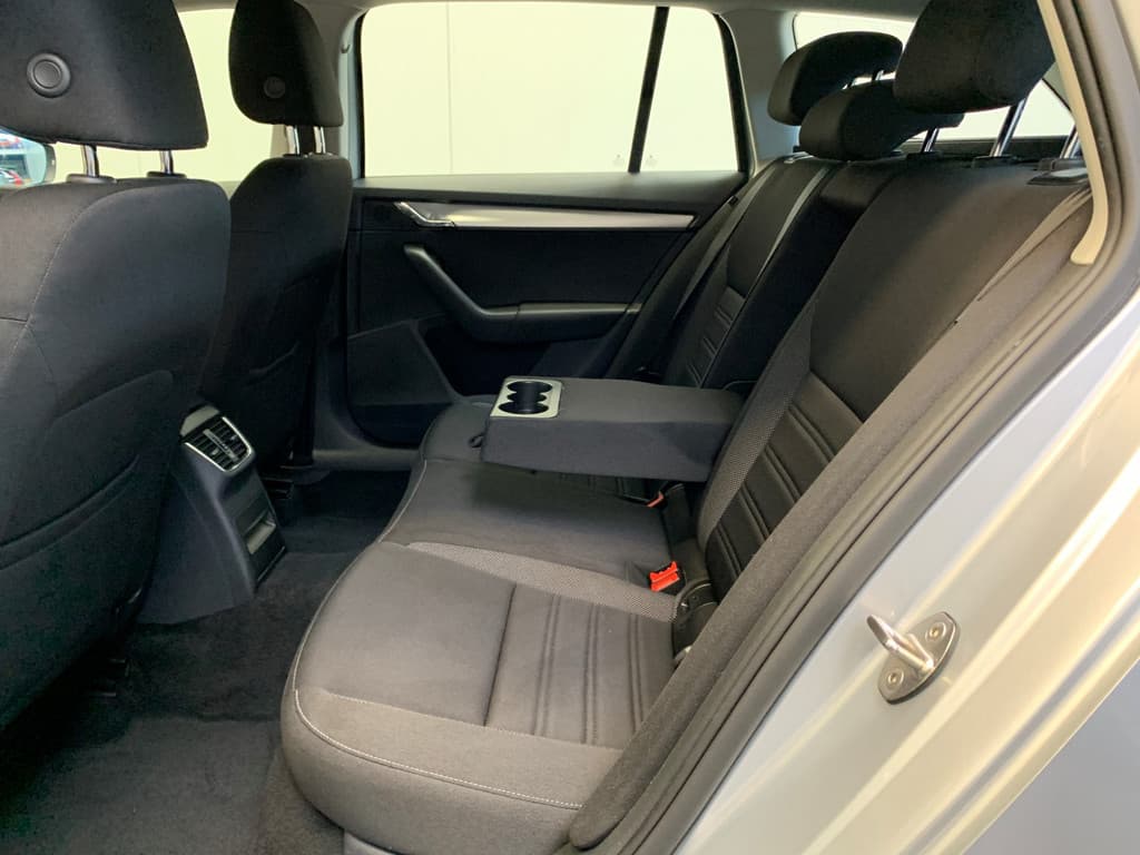 Škoda Octavia Combi 1.0 TSI Greentech Ambition Business thumbnail 40