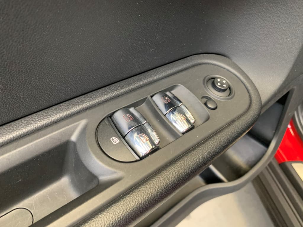 MINI Countryman 1.5 165PK Dutch Made Black Edition thumbnail 41