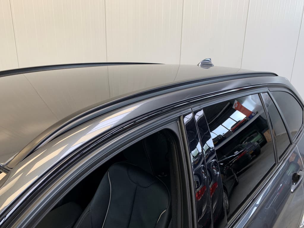 BMW 3 Serie Touring 318i M Sport Black Edition thumbnail 19