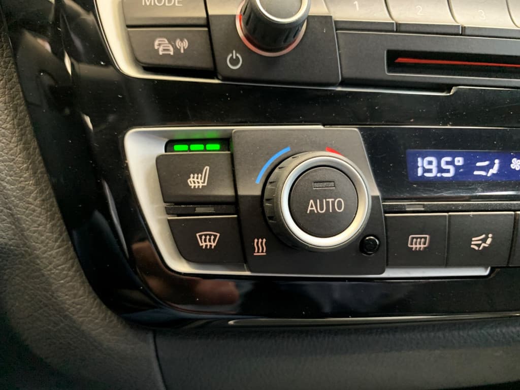 BMW 3 Serie Touring 318i M Sport Black Edition thumbnail 35