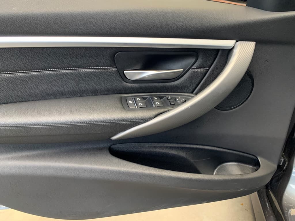 BMW 3 Serie Touring 318i M Sport Black Edition thumbnail 41