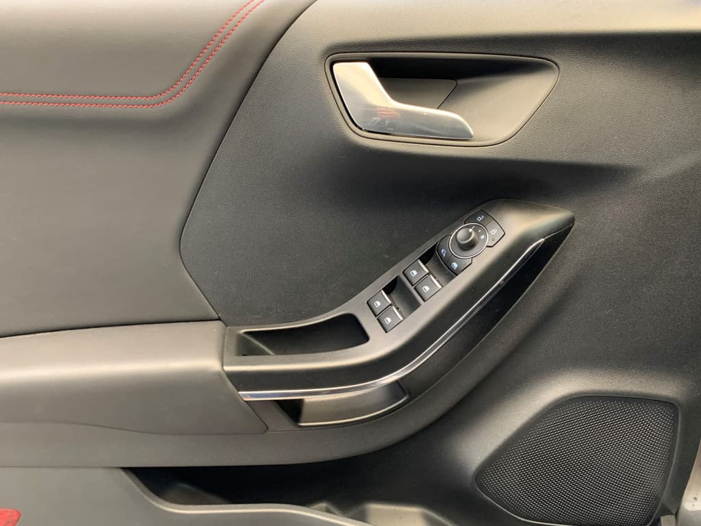 Ford Puma 1.0 EcoBoost Hybrid ST-Line X 126PK thumbnail 37