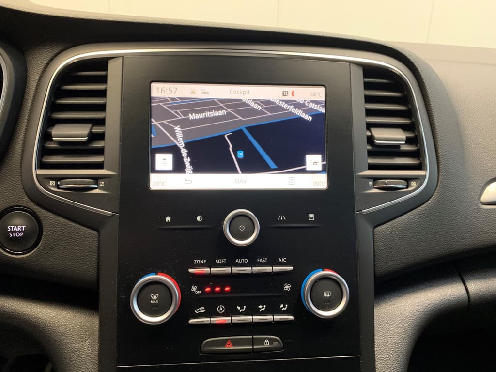 Renault Mégane Estate 1.2 TCe Bose thumbnail 8