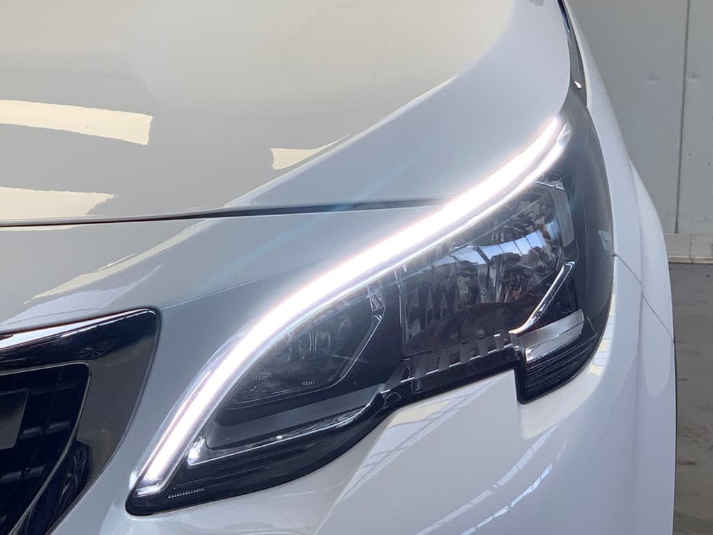 Peugeot 3008 1.2 Turbo 131PK PureTech Blue Lease Executive thumbnail 10