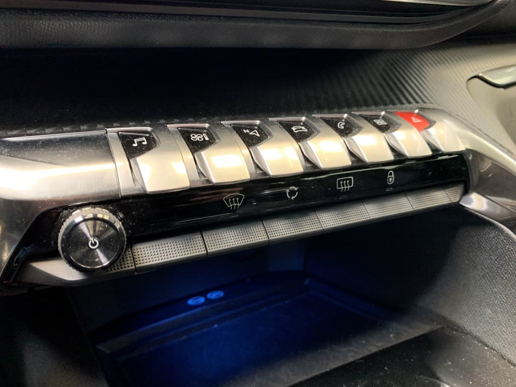 Peugeot 3008 1.2 Turbo 131PK PureTech Blue Lease Executive thumbnail 20