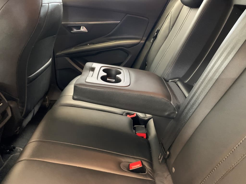 Peugeot 3008 1.2 Turbo 131PK PureTech Blue Lease Executive thumbnail 38