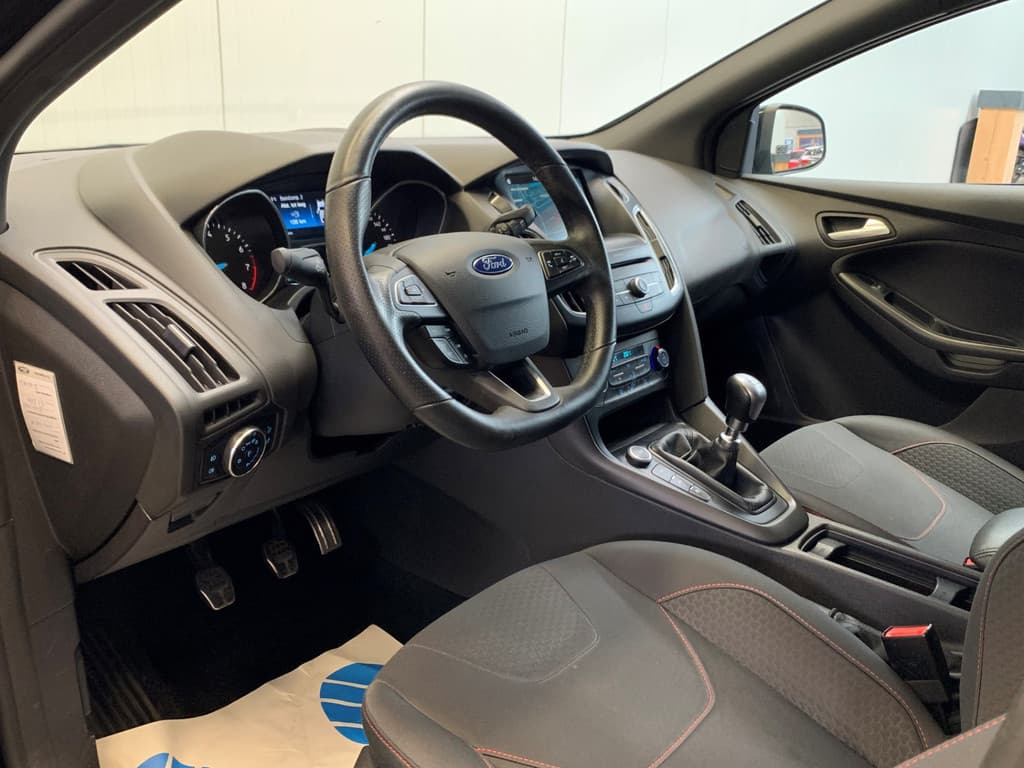 Ford FOCUS Wagon 1.0 ST-Line thumbnail 42