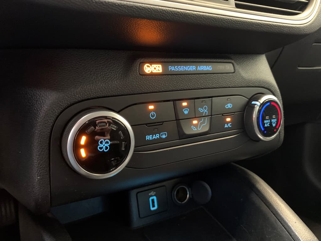 Ford FOCUS Wagon 1.0 EcoBoost Trend Edition Business thumbnail 28