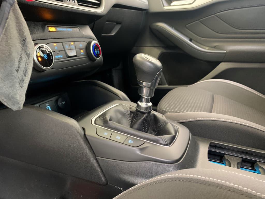 Ford Focus 1.0 EcoBoost Trend Edition Business thumbnail 26