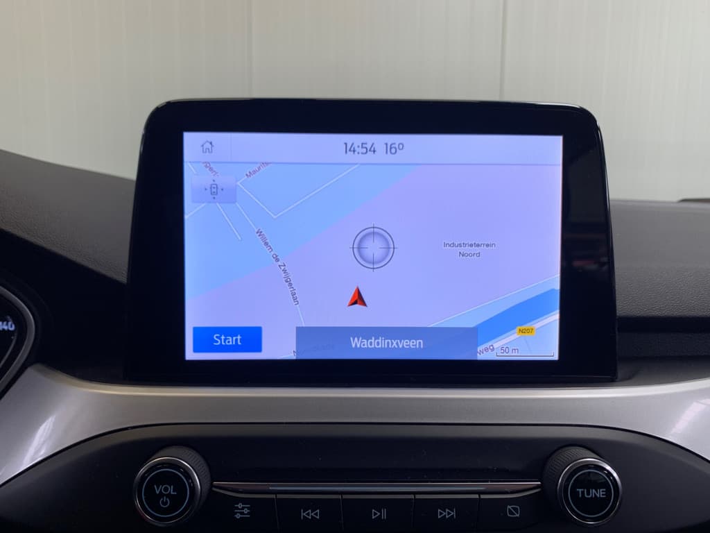 Ford Focus 1.0 EcoBoost Trend Edition Business thumbnail 30