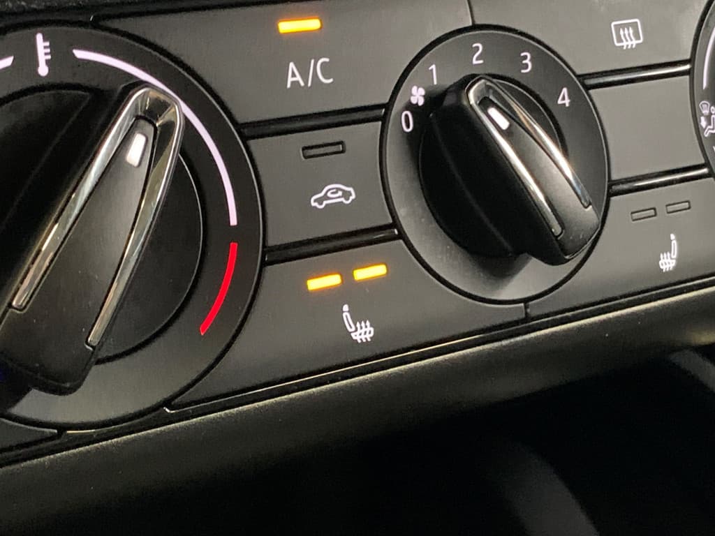 Škoda Kamiq 1.0 TSI Tour de France thumbnail 30