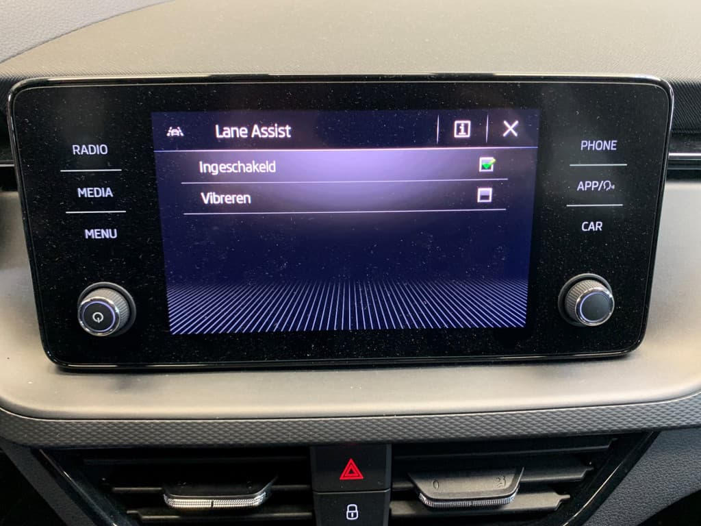 Škoda Kamiq 1.0 TSI Tour de France thumbnail 36