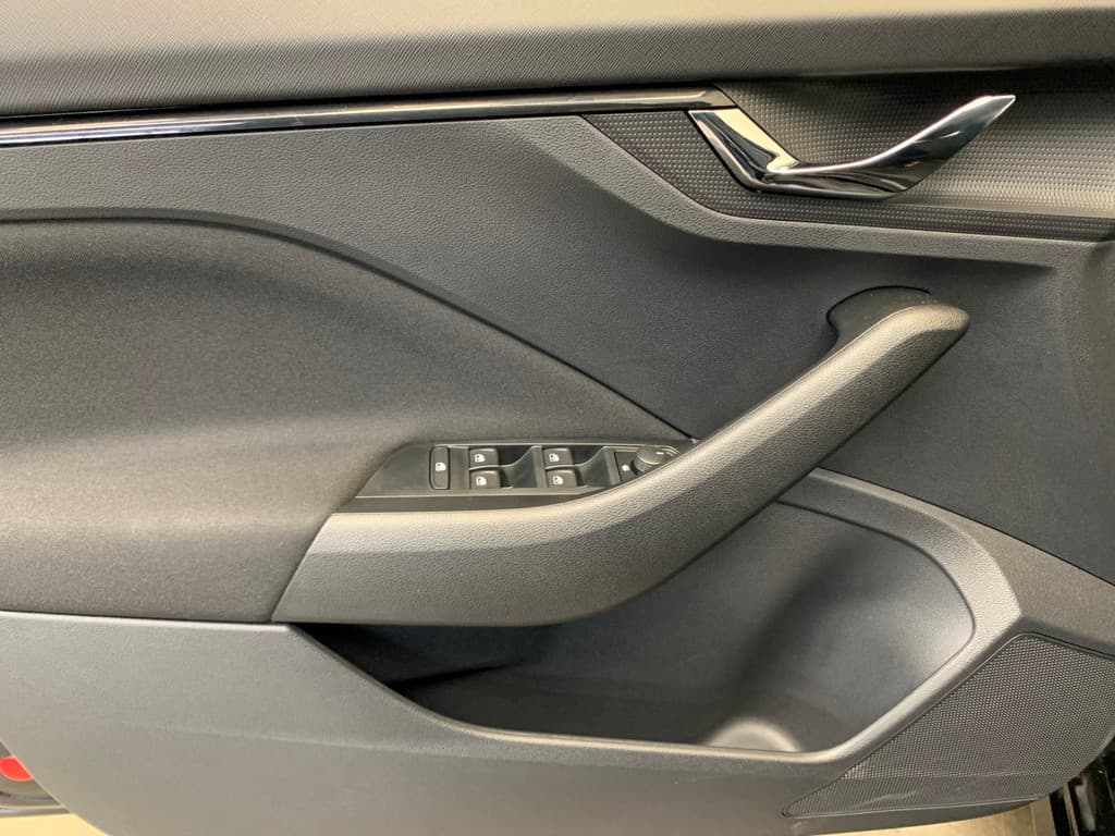 Škoda Kamiq 1.0 TSI Tour de France thumbnail 41