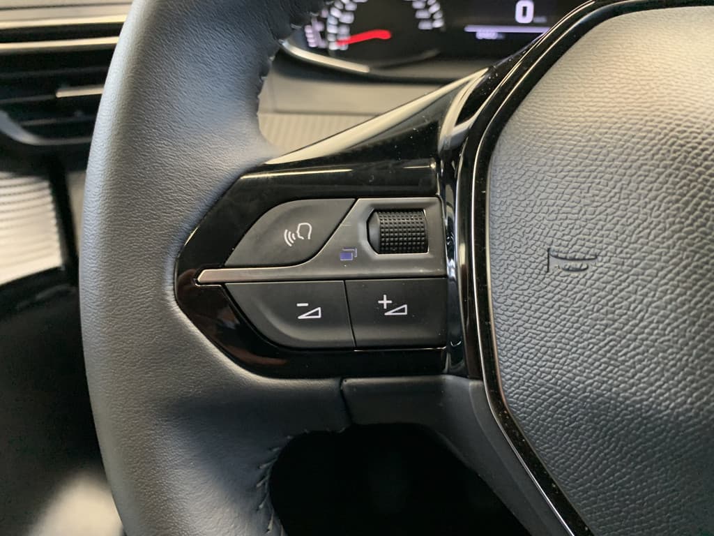 Peugeot 208 1.2 PureTech Allure 100PK thumbnail 17