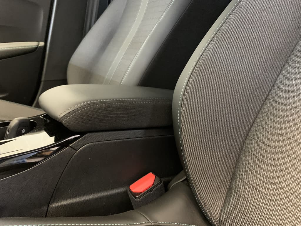 Peugeot 208 1.2 PureTech Allure 100PK thumbnail 34