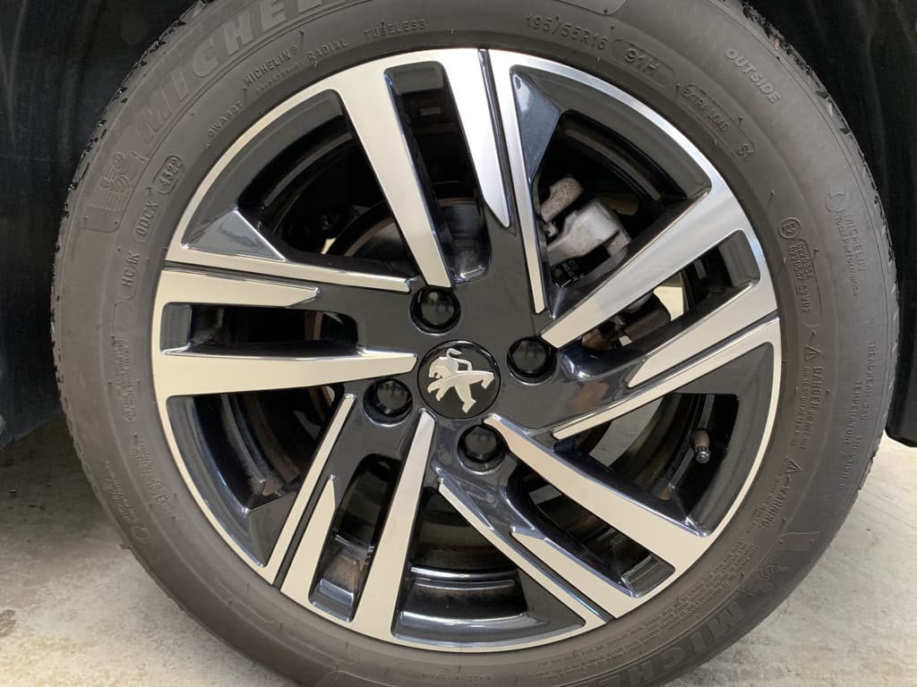 Peugeot 208 1.2 PureTech Allure 100PK thumbnail 7