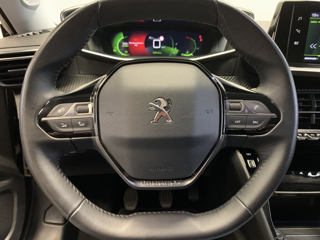 Peugeot 2008 1.2 Turbo 130PK Allure Sport thumbnail 21