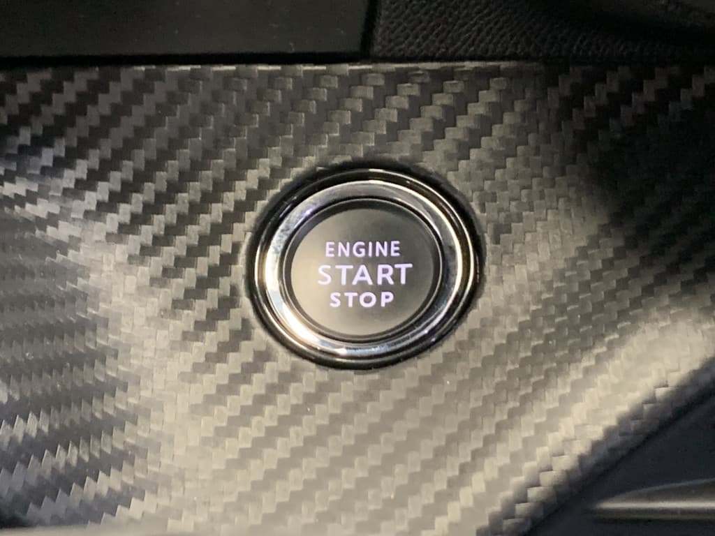 Peugeot 2008 1.2 Turbo 130PK Allure Sport thumbnail 25