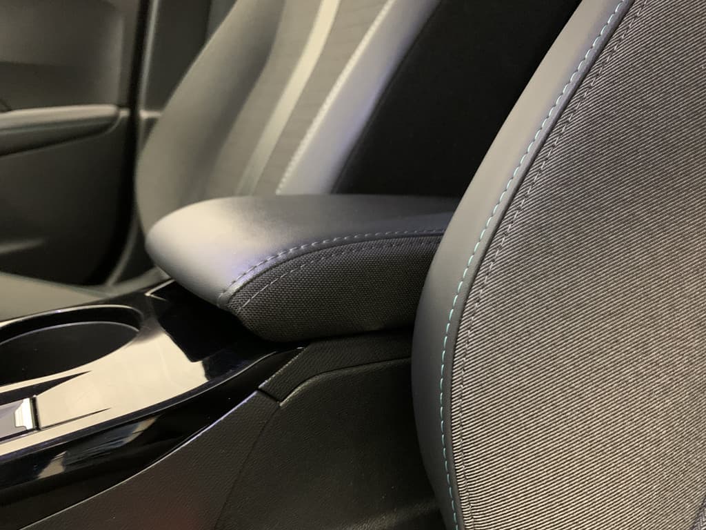 Peugeot 2008 1.2 Turbo 130PK Allure Sport thumbnail 40