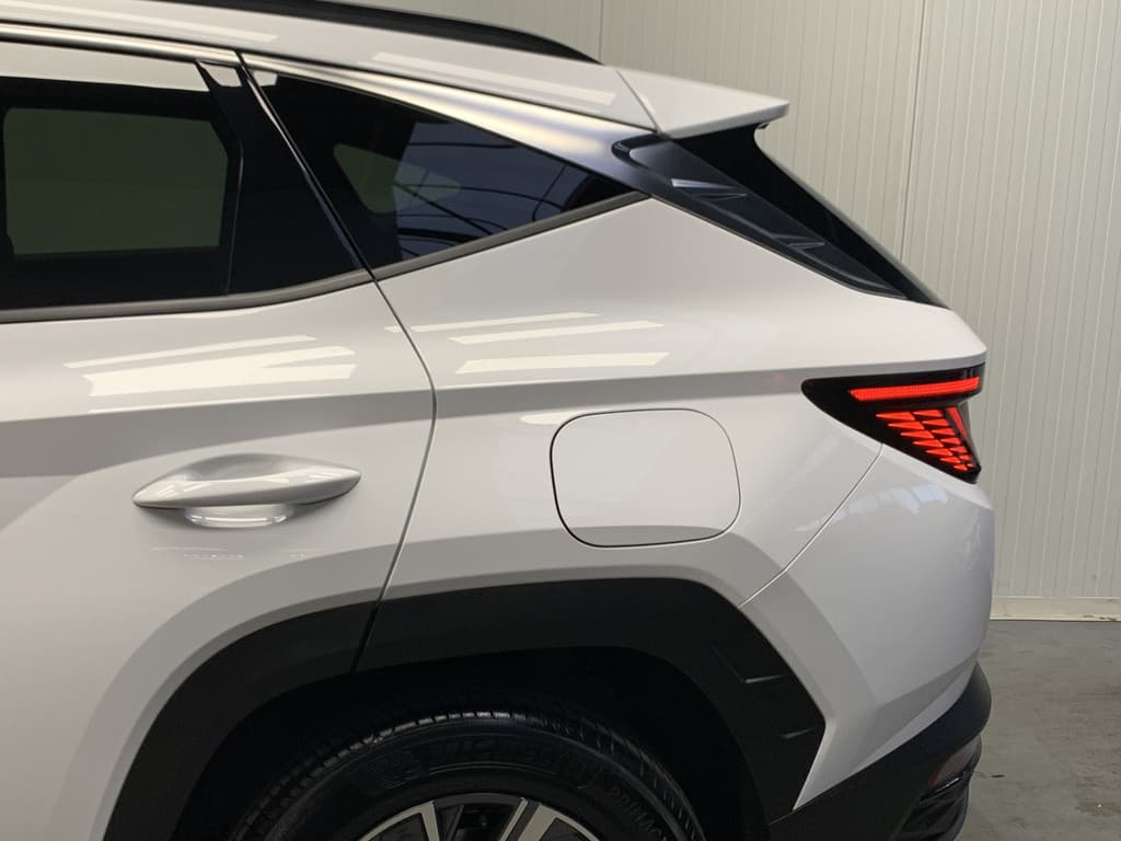 Hyundai Tucson 1.6 T-GDI MHEV Comfort Smart thumbnail 16