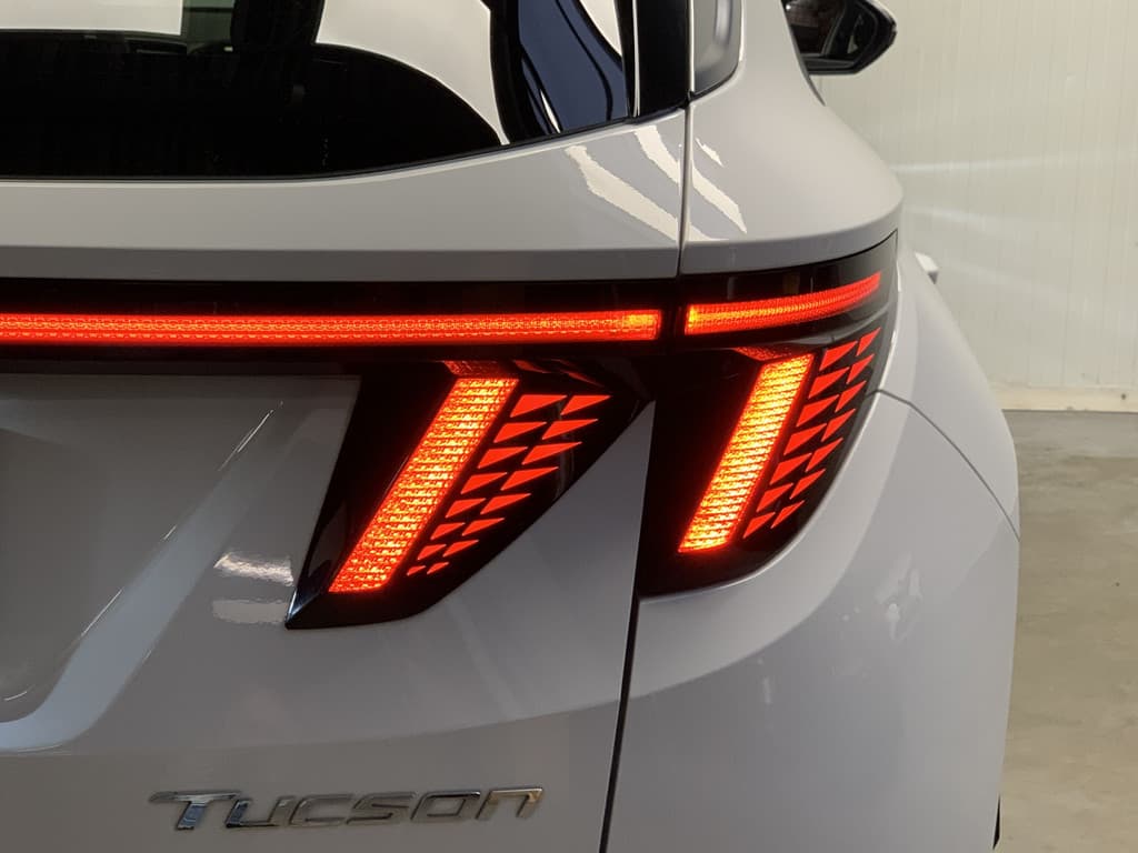 Hyundai Tucson 1.6 T-GDI MHEV Comfort Smart thumbnail 17