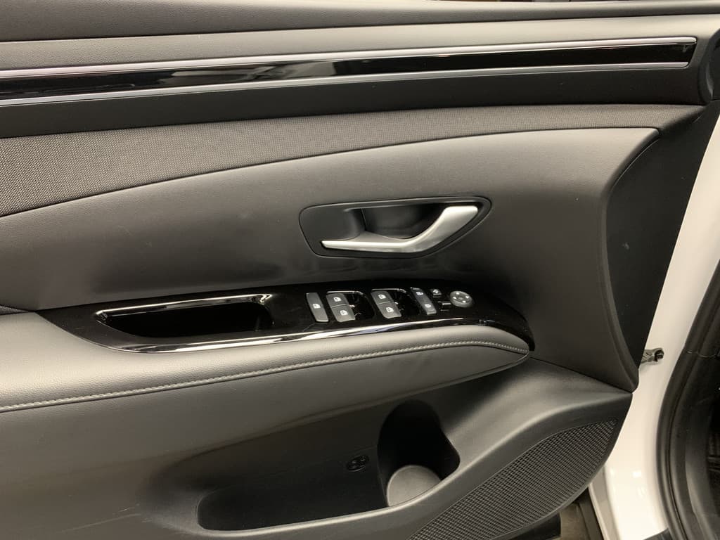 Hyundai Tucson 1.6 T-GDI MHEV Comfort Smart thumbnail 38