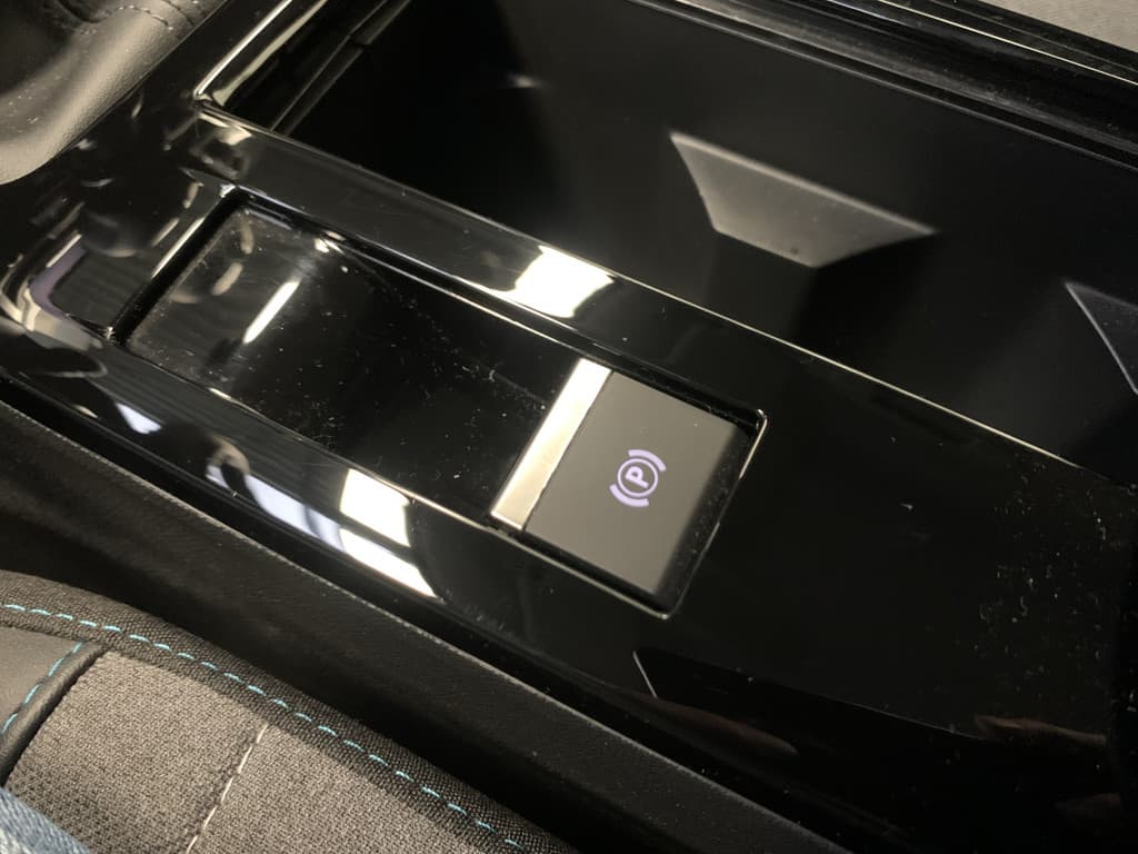 Citroën C4 1.2 130PK VTR Sport thumbnail 23