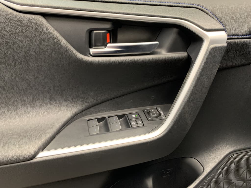 Toyota RAV4 2.5 Hybrid Style thumbnail 36