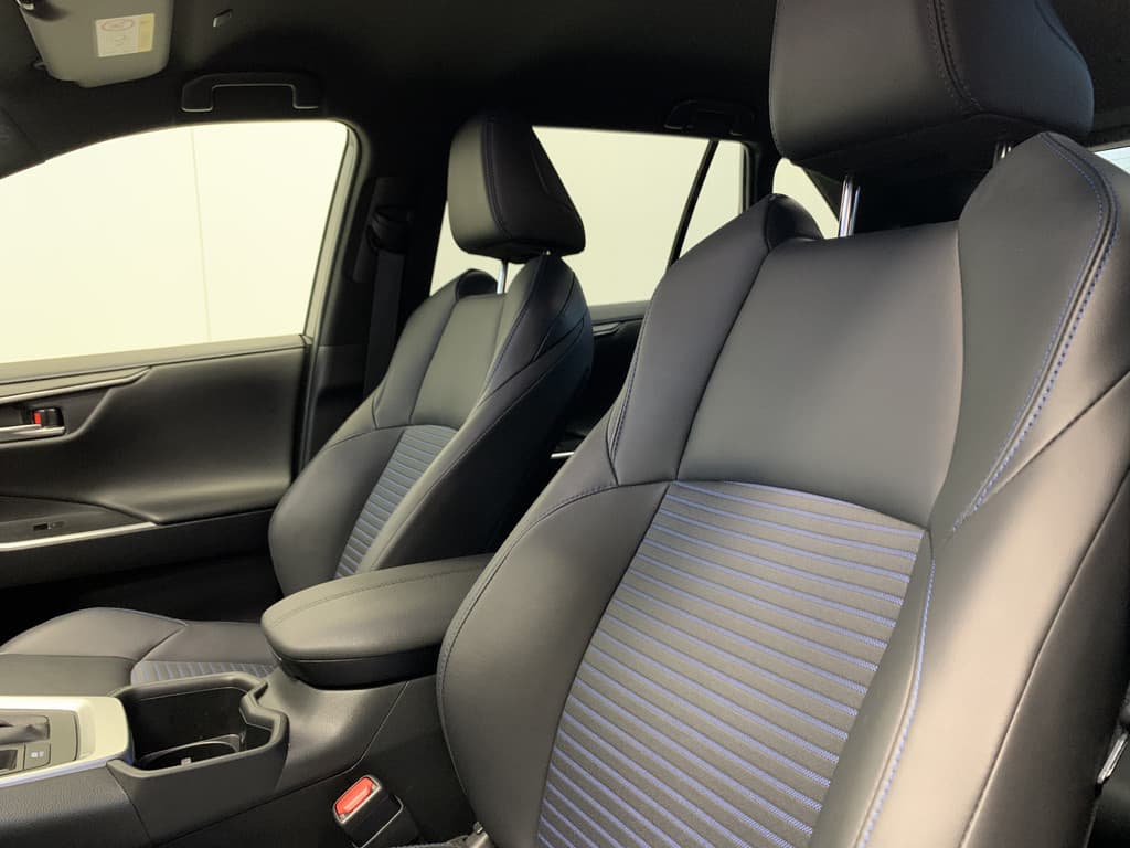 Toyota RAV4 2.5 Hybrid Style thumbnail 39