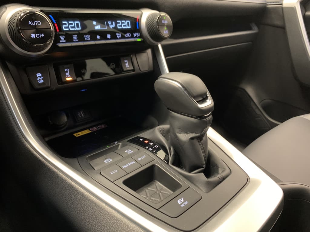 Toyota RAV4 2.5 Hybrid Style thumbnail 19