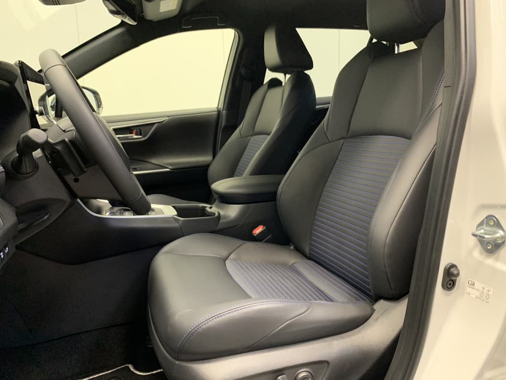 Toyota RAV4 2.5 Hybrid Style thumbnail 37