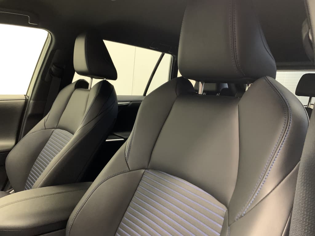 Toyota RAV4 2.5 Hybrid Style thumbnail 39