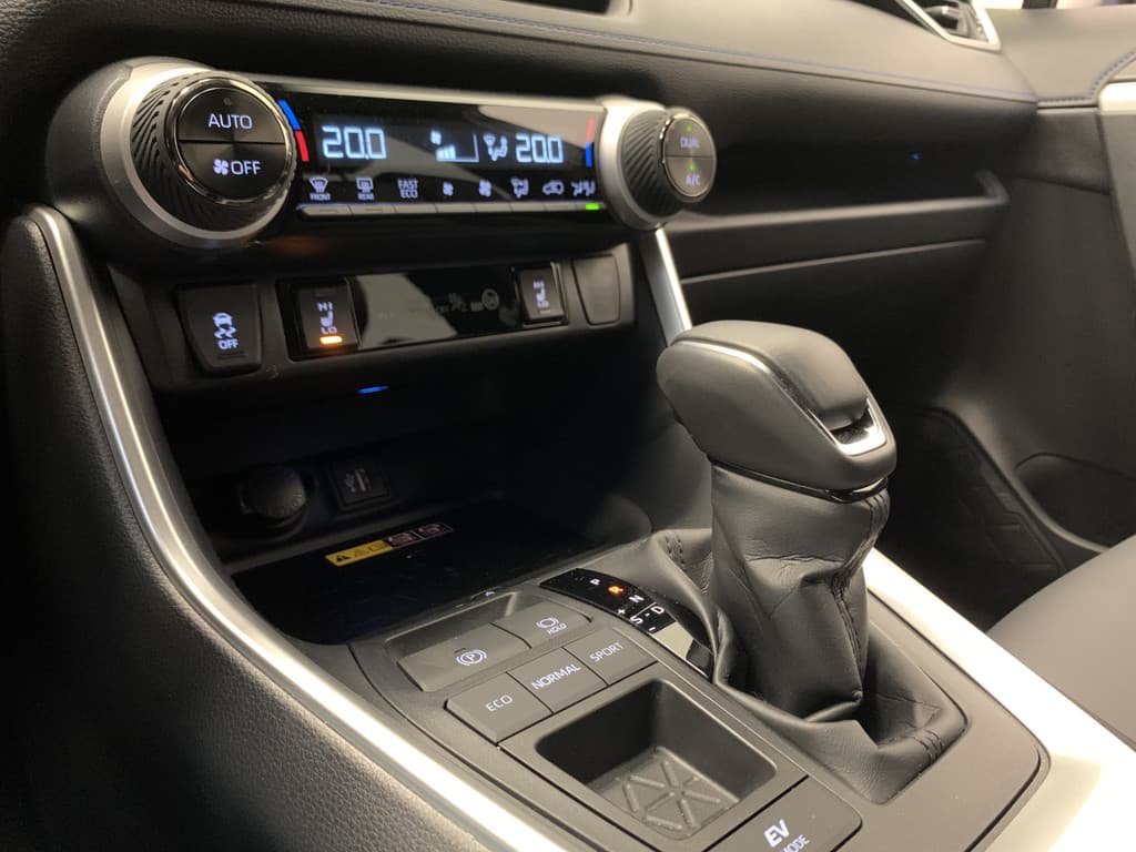 Toyota RAV4 2.5 Hybrid Style thumbnail 8