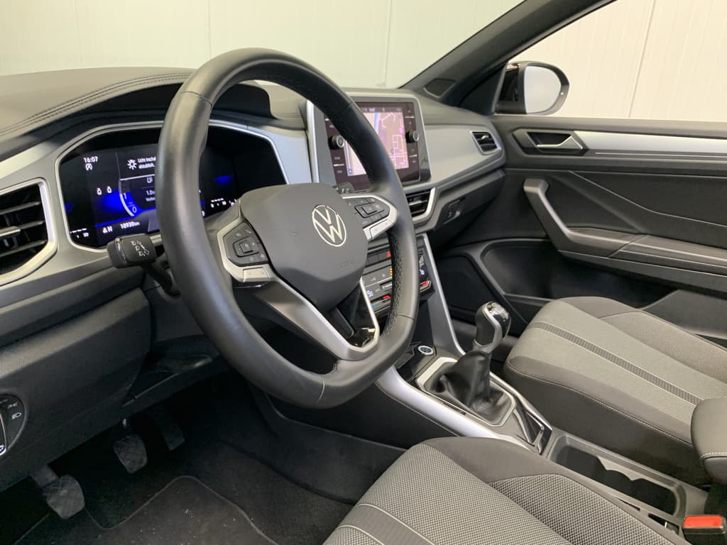 Volkswagen T-Roc Cabrio 1.0 TSI Style thumbnail 36