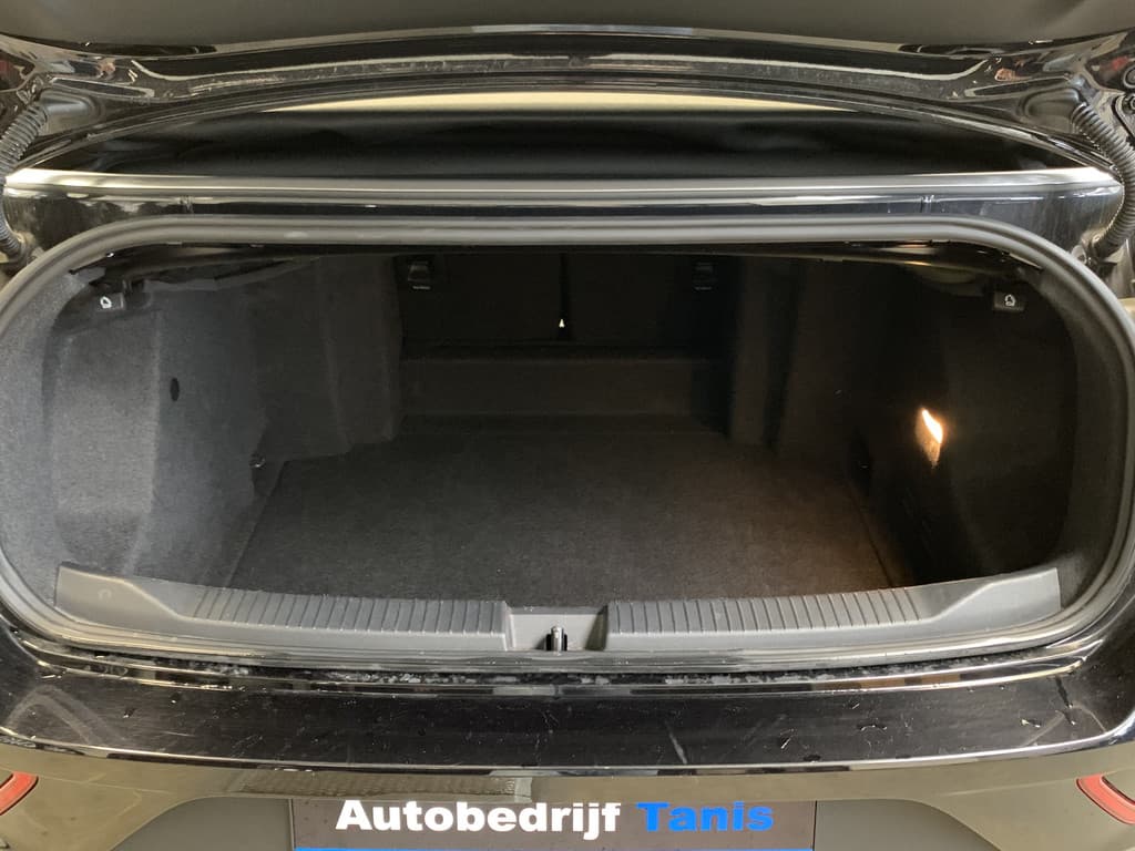 Volkswagen T-Roc Cabrio 1.0 TSI Style thumbnail 40