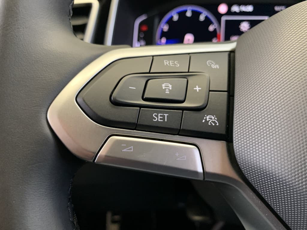 Volkswagen T-Roc 1.5 TSI R-Line 150PK thumbnail 19