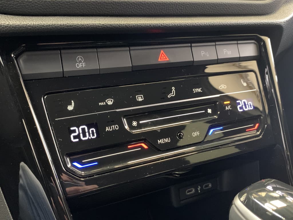 Volkswagen T-Roc 1.5 TSI R-Line 150PK thumbnail 25