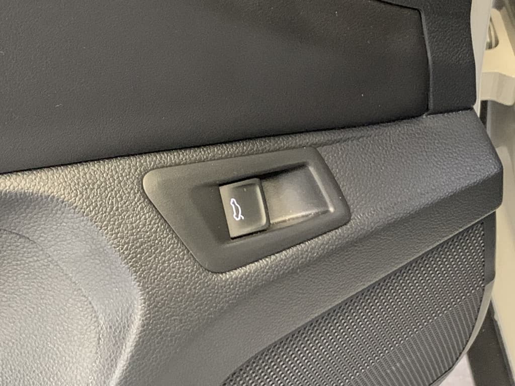 Volkswagen T-Roc 1.5 TSI R-Line 150PK thumbnail 31