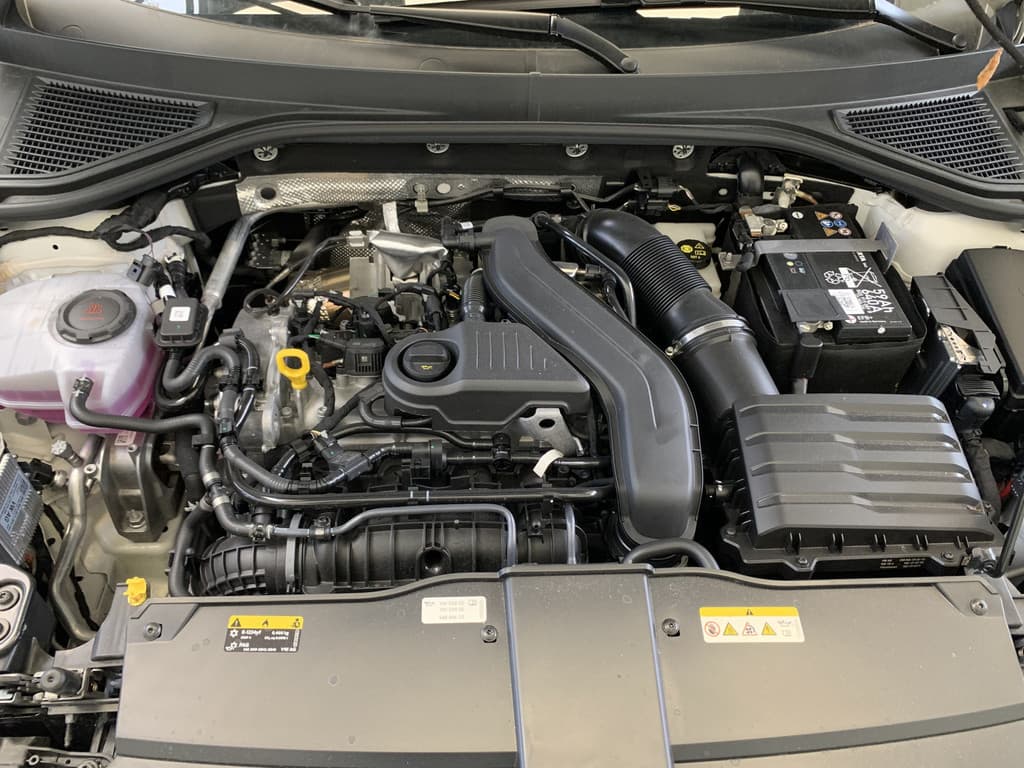 Volkswagen T-Roc 1.5 TSI R-Line 150PK thumbnail 39