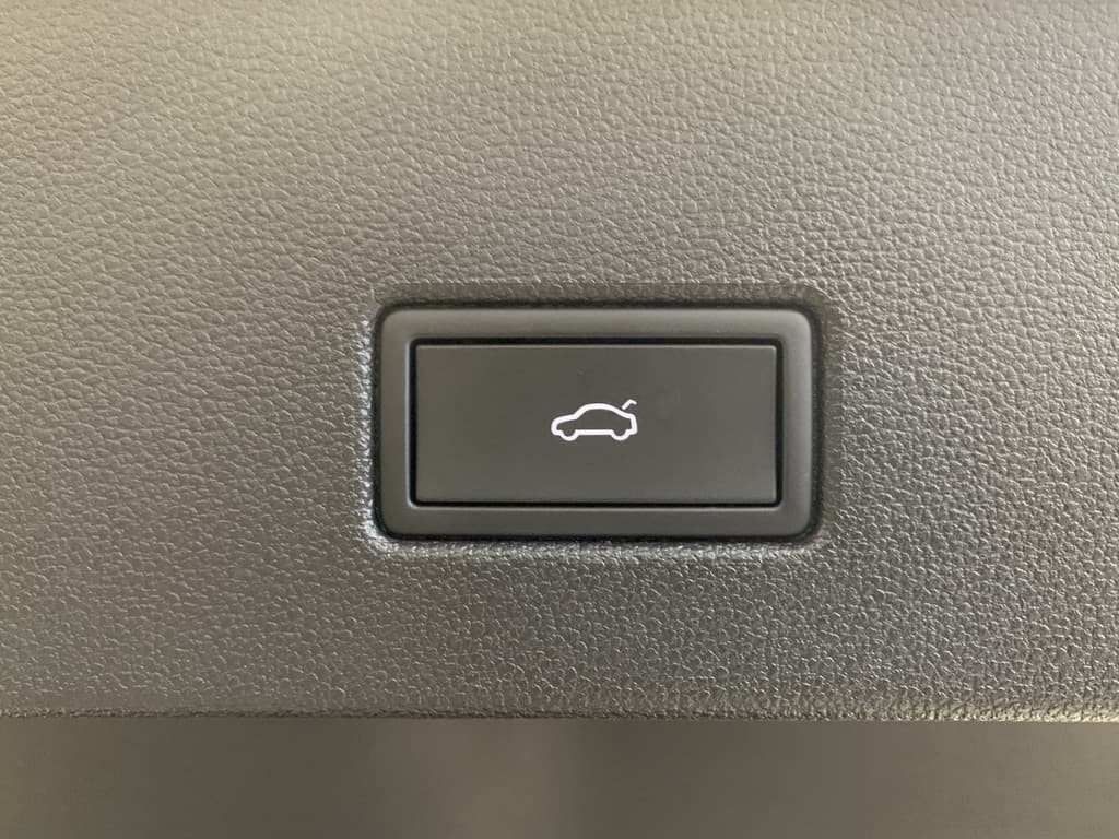 Volkswagen T-Roc 1.5 TSI R-Line 150PK thumbnail 50