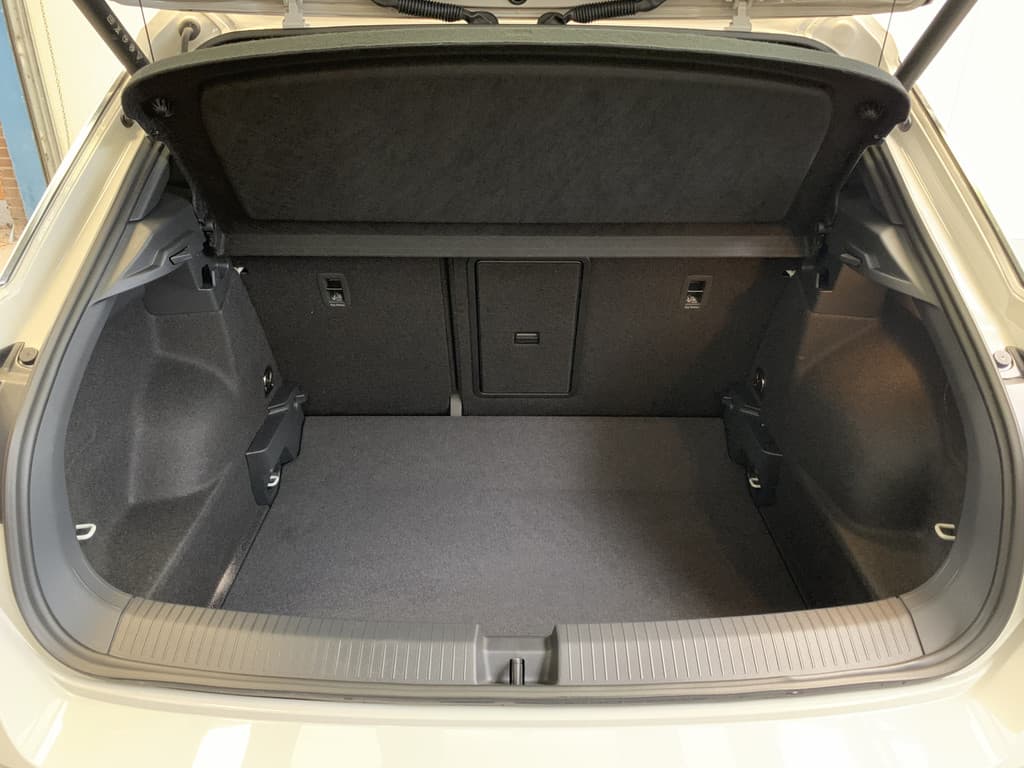 Volkswagen T-Roc 1.5 TSI R-Line 150PK thumbnail 51