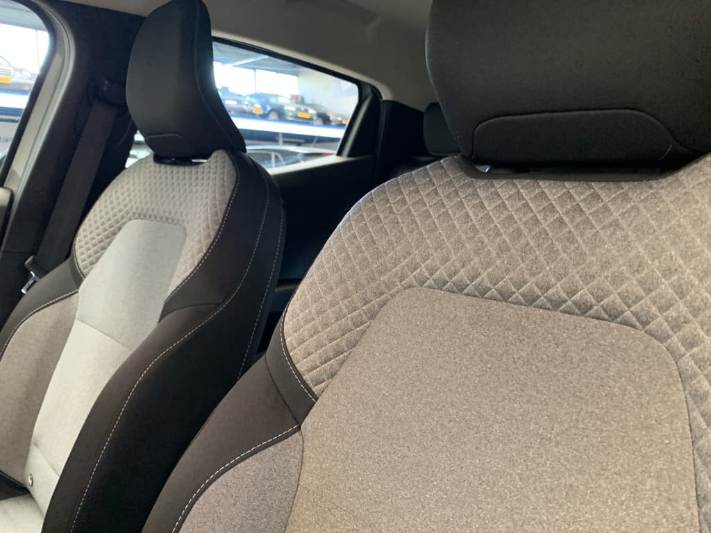 Renault Clio 1.0 TCe 90 Evolution Black Automaat thumbnail 35