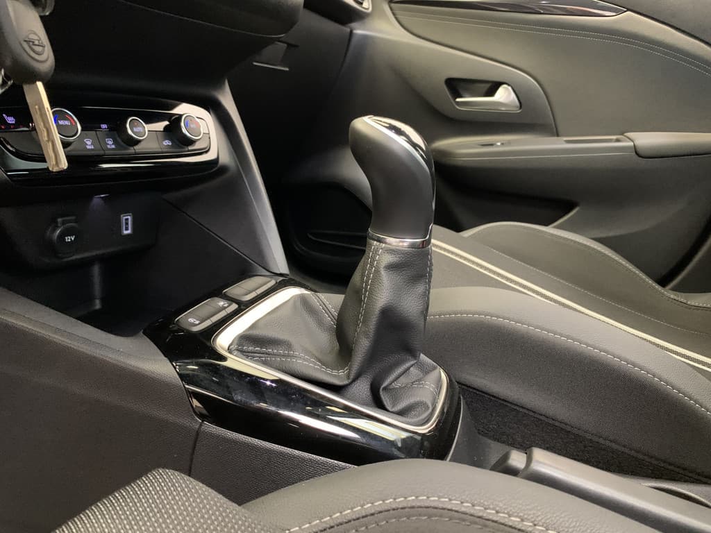 Opel Corsa 1.2 GS Sport thumbnail 24