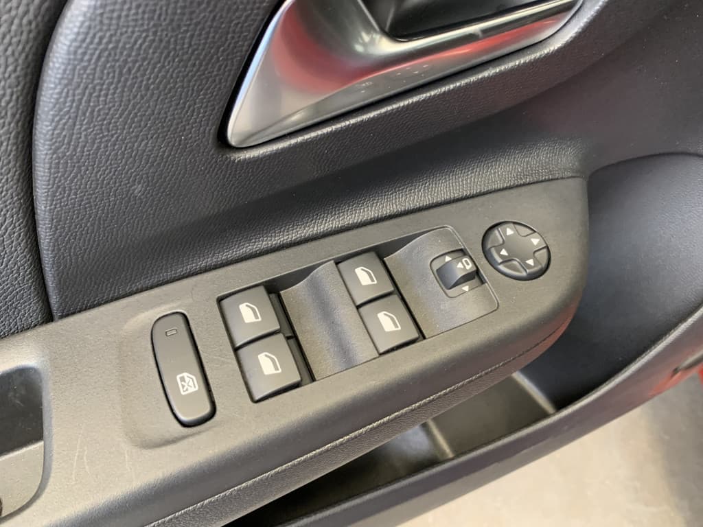 Opel Corsa 1.2 GS Sport thumbnail 33