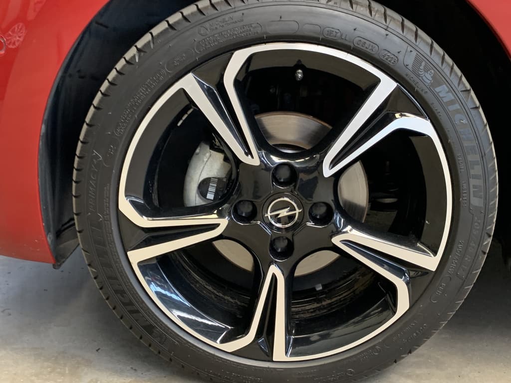 Opel Corsa 1.2 GS Sport thumbnail 6